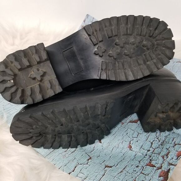 DINGO RUGGED SOLE BLACK BUCKLE CLOSURE BOOT - Picture 6 of 8